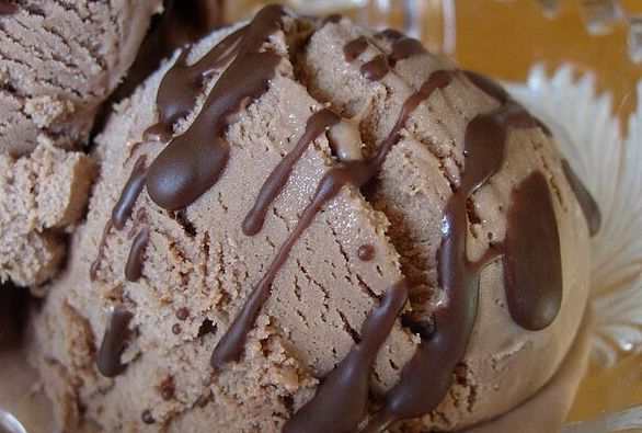 Hoje é o dia do sorvete - Veja os benefícios de fazer essa delícia gelada com os seus filhos