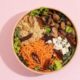 Liv Up lança três novas saladas no cardápio do delivery