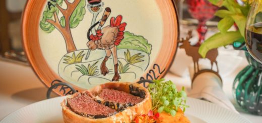 "Avestruz Wellington" é o Prato da Boa Lembrança 2022 do Restaurante La Caceria, em Gramado