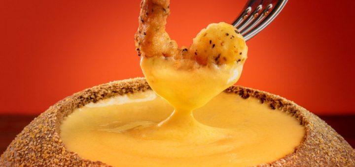 Outback Steakhouse oferece nova experiência ao saborear fondue