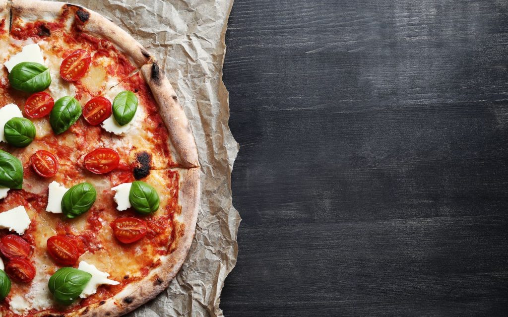 Dia da Pizza: chef dá dicas para mandar bem no preparo de massas com maturação