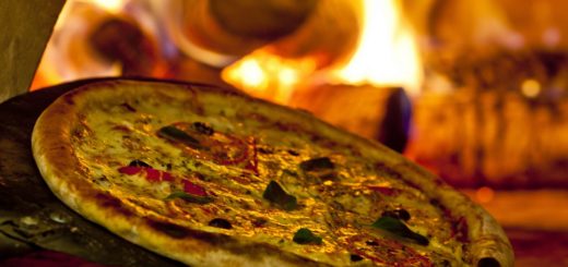 Dia da Pizza: Aprenda a preparar massa caseira para comemorar a data