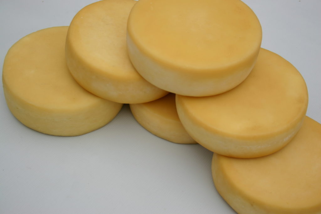 Minas Gerais ganha novas regiões reconhecidas  como produtoras de queijos artesanais