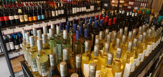 Wine dá dicas para quem quer dar vinho de presente neste final de ano, gastando só até R$ 50