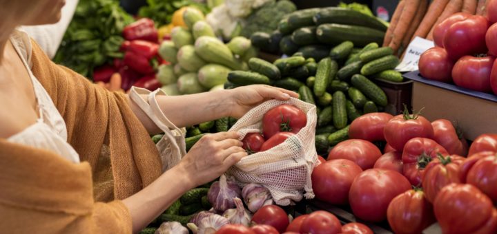 Nutricionista dá dicas para diversificar as compras no supermercado