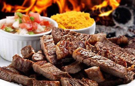 Tradição nas confraternizações das famílias brasileiras, churrasco tem até data comemorativa