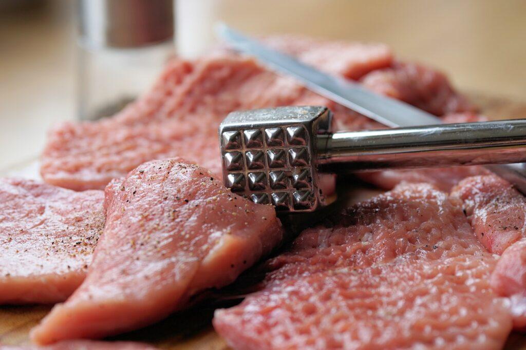 5 dicas práticas para amaciar carne