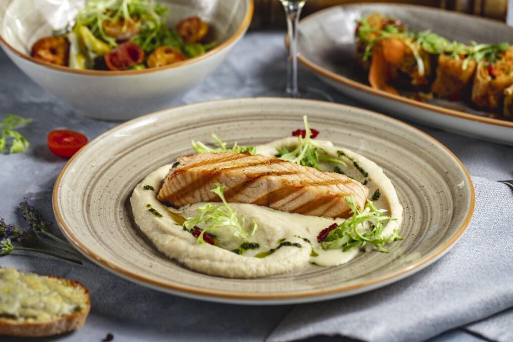 O peixe é o novo superalimento? Descubra os benefícios que você não sabia