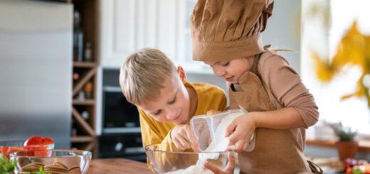Como transformar o Dia das Crianças em uma celebração para toda a família com doces, brincadeiras e saúde