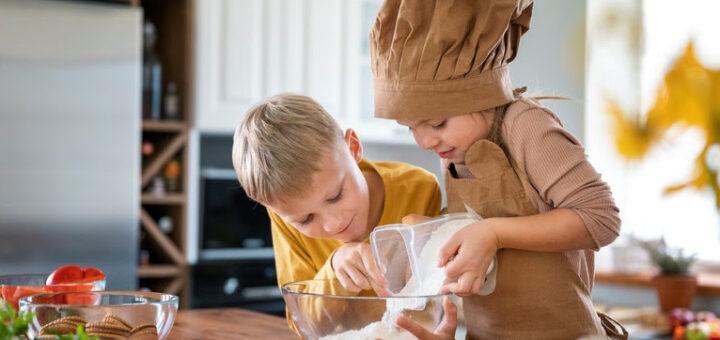 Como transformar o Dia das Crianças em uma celebração para toda a família com doces, brincadeiras e saúde
