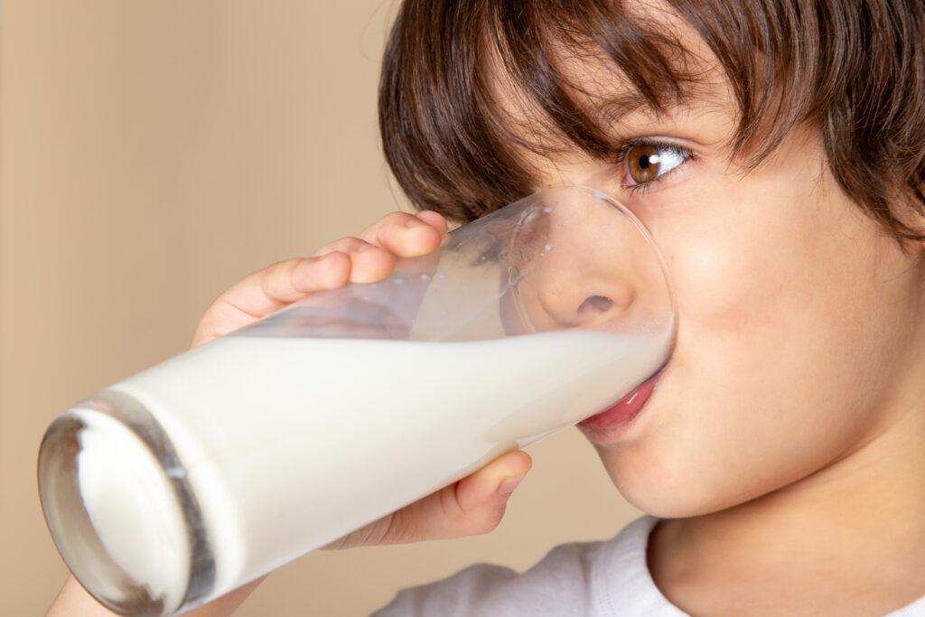 Leite sem lactose é nutritivo?