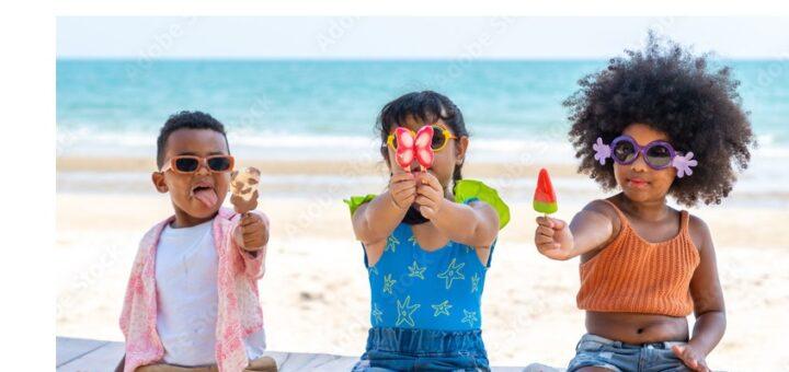 6 dicas práticas para uma alimentação infantil segura na praia, segundo especialistas