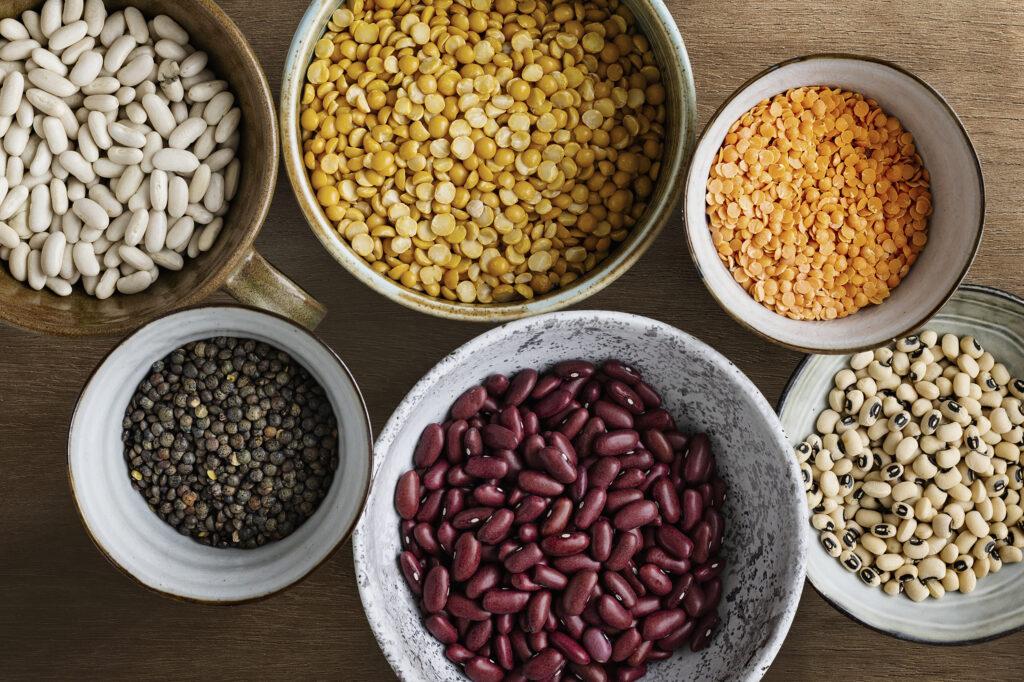 Do PF ao prato fashion: como feijão, lentilha e grão de bico viraram queridinhos da alimentação moderna