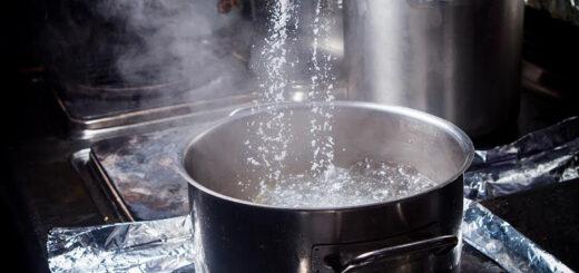 O ingrediente invisível: por que a água é o verdadeiro segredo por trás do pão e da massa perfeita?
