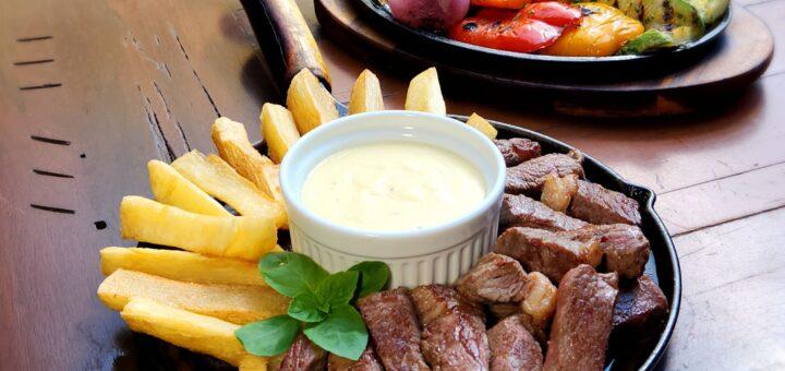 Chef dá dicas de como deixar a carne do churrasco mais macia