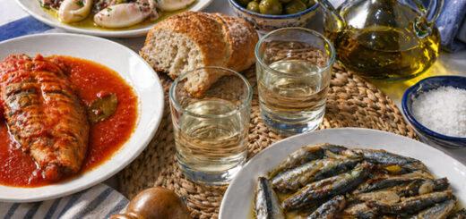 Cachaça e peixe: descubra harmonizações surpreendentes que valorizam sabores