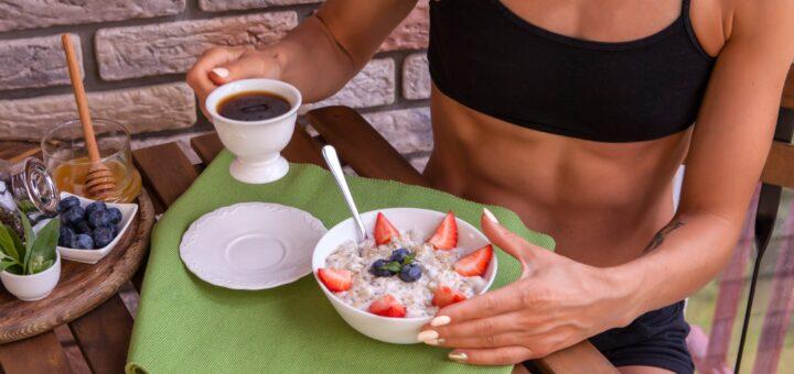 Alimentação fitness: a importância de comer de forma saudável para obter o corpo desejado