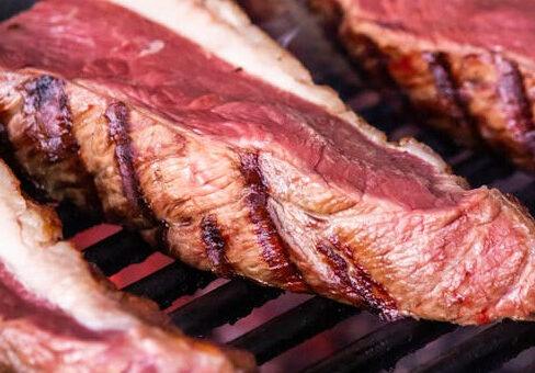 O brasileiro não parou de comer carne — só aprendeu a escolher melhor