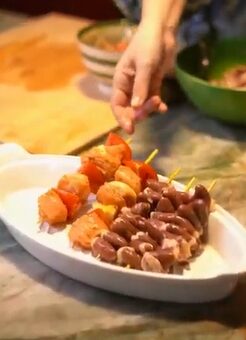 Qual seleção é artilheira dentro da cozinha? Bruna Hermogenes propõe disputa de petiscos