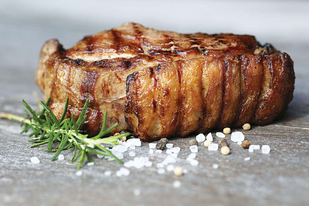 Nem toda carne é para a churrasqueira: chef explica como preparar cada corte corretamente