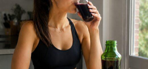 Suco de uva volta ao debate nutricional: quando faz sentido consumir?