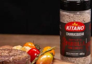 Kitano mostra o segredo para garantir sabor de verdade no churrasco