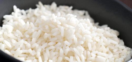 Arroz representa 22% dos alimentos descartados pelas famílias; saiba como aproveitar as sobras