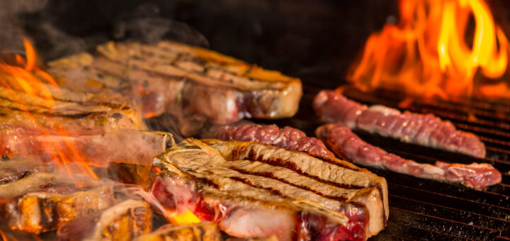 O segredo da maciez da carne começa muito antes da grelha